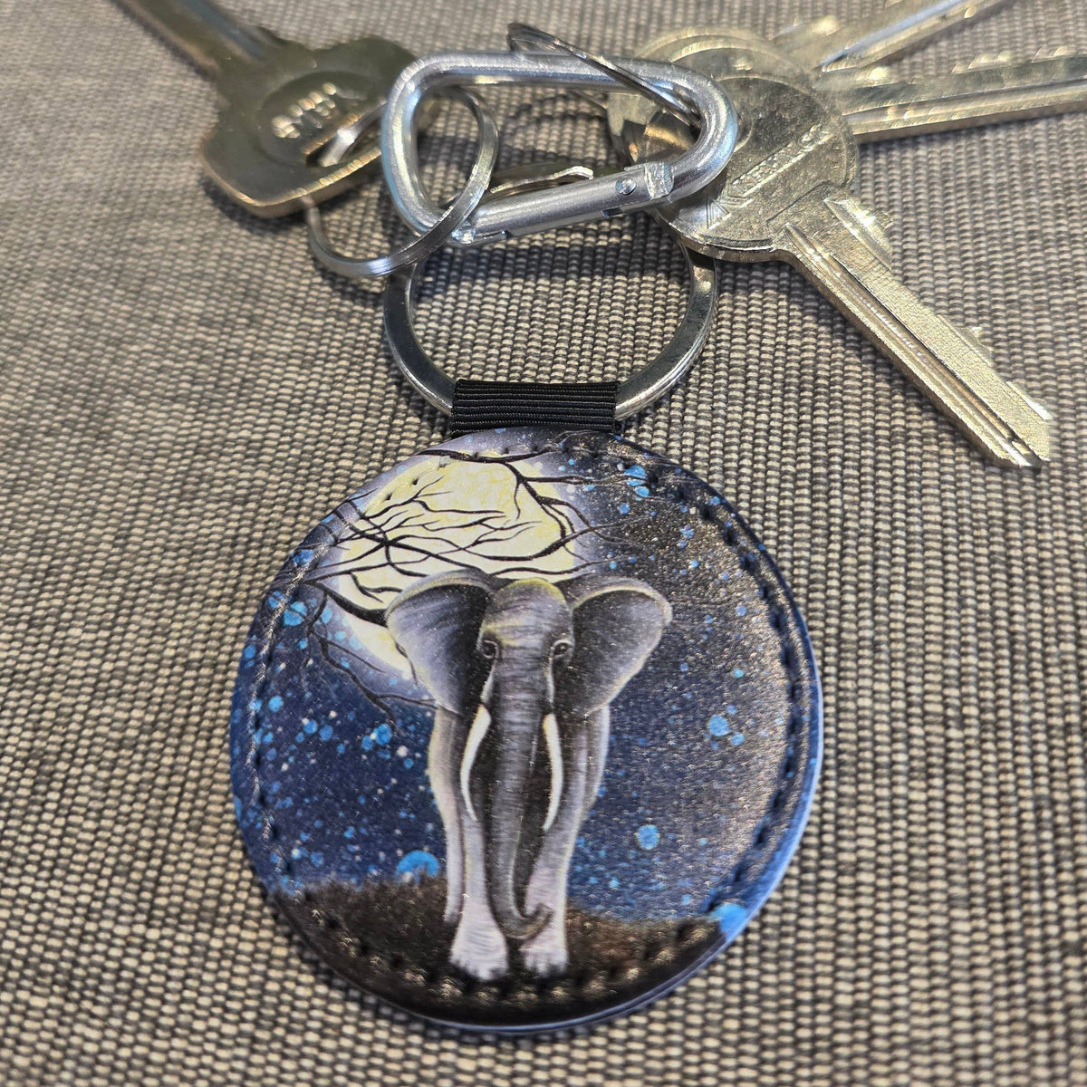 Giraffe & Elephant Faux Leather Keyring