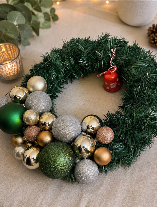 🎄 Christmas Wreath Workshop – Calme Style! Wed 25th November 6pm