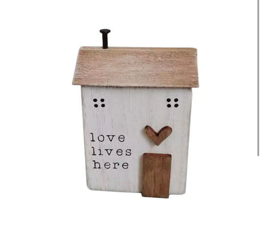 WOODEN HOUSE - Loves Lives Here