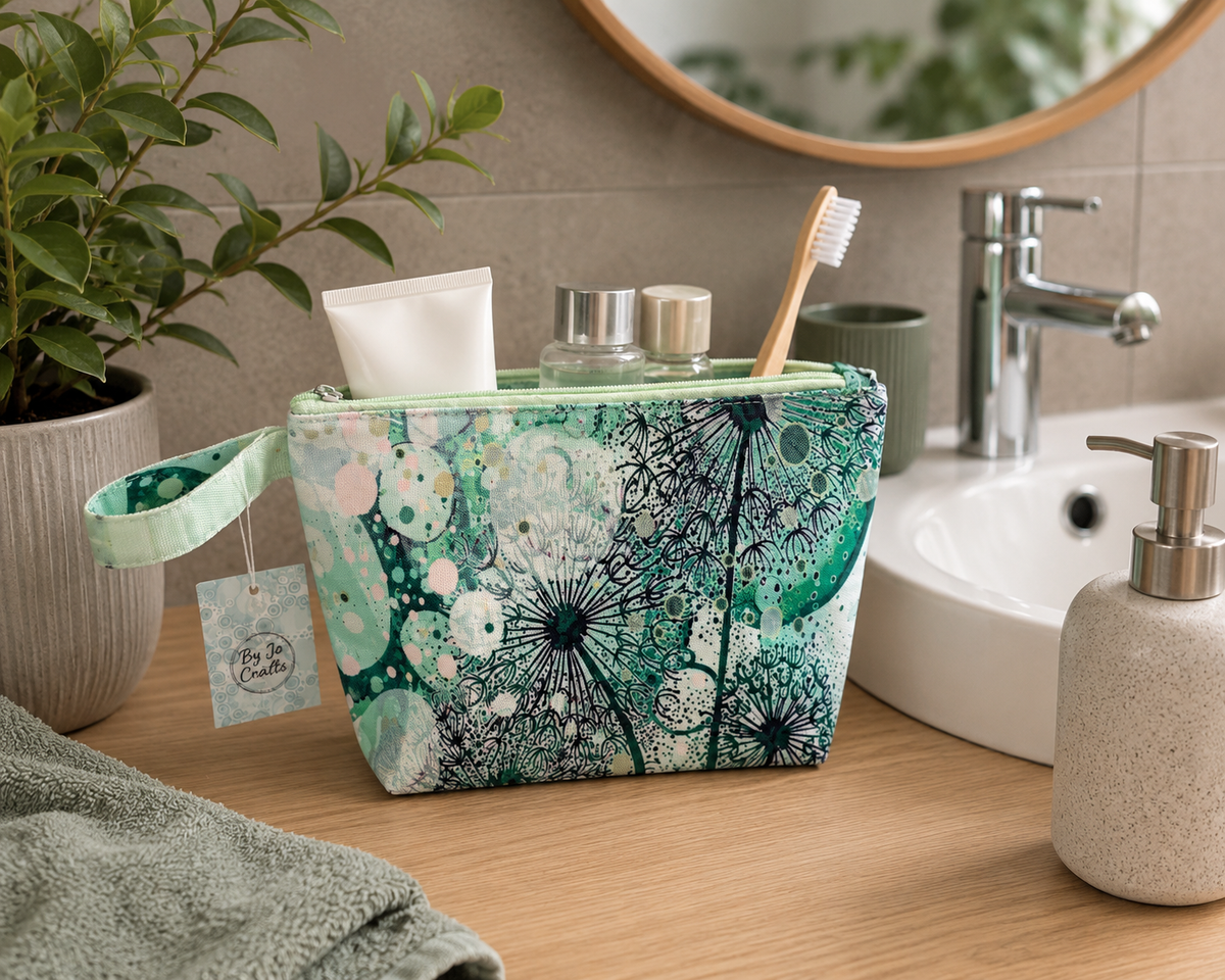 Gorgeous Green dandelion wash bag, makeup bag. By Jojo.
