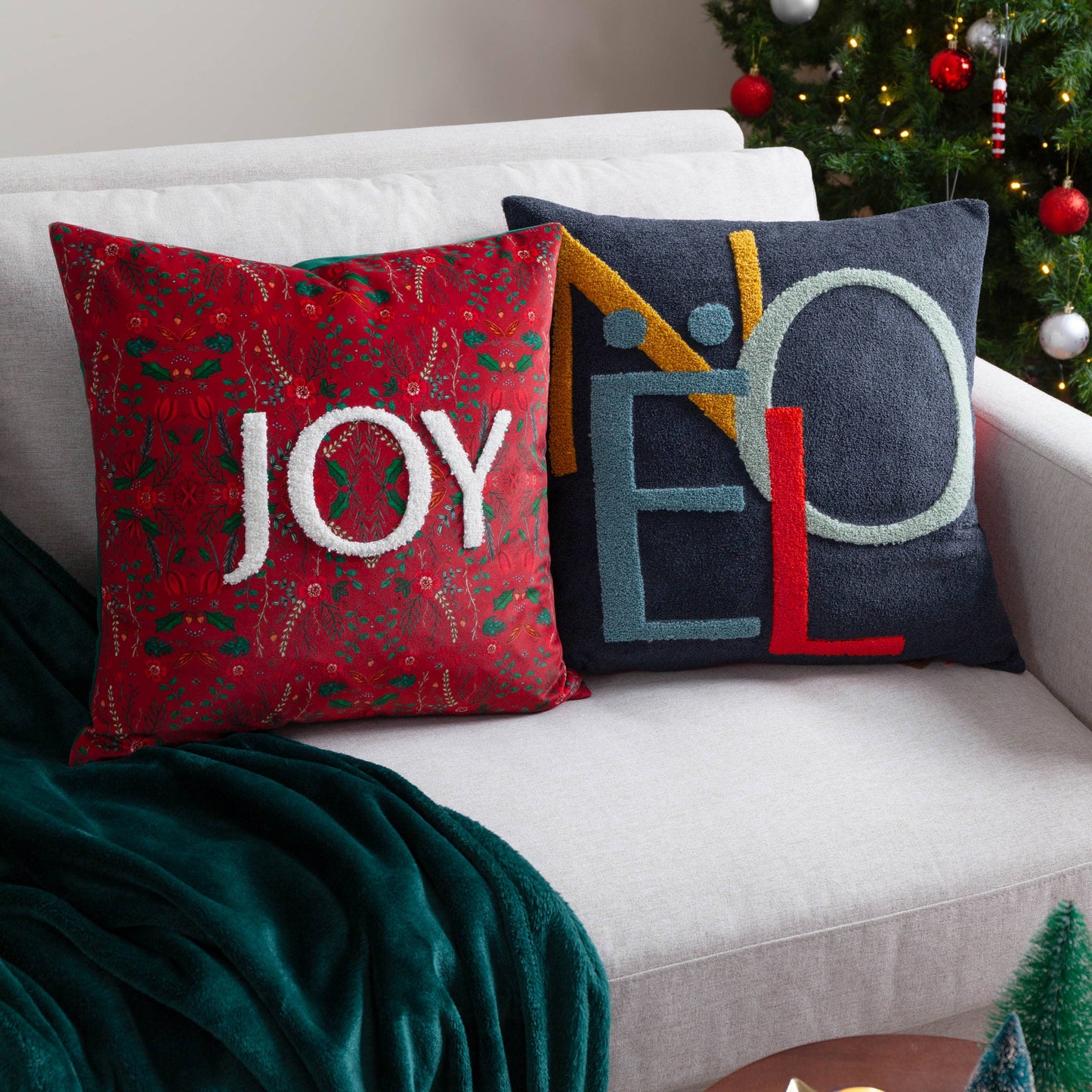 Ditsy Joy Tufted Velvet Cushion Red
